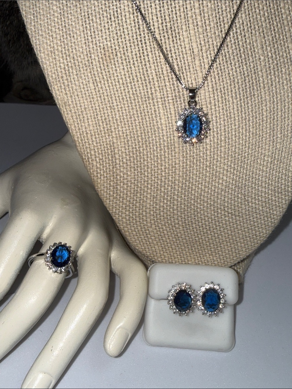Elegant Blue Sapphire Halo Jewelry Set - Necklace, Ring & Stud Earrings NEW